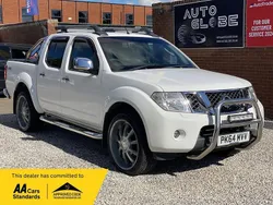 White Used 2014 Nissan Navara Tekna Pickup | £8,990 (Expensive)