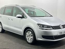 Used 2018 VW Sharan SE MPV | £16,497 (Fair price)