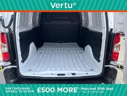 White New 2025 Vauxhall Combo S MPV | £17,500 (Good price)