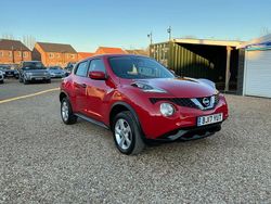 Red Used 2017 Nissan Juke Visia SUV | £6,995 (Fair price)