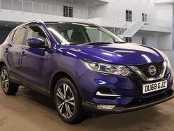 Blue Used 2018 Nissan Qashqai N-Connecta SUV | £9,490 (Good price)