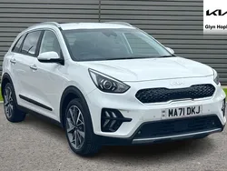 White Used 2021 Kia Niro 3 SUV | £19,218 (Fair price)