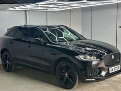 Black Used 2017 Jaguar F-Pace S SUV | £18,484 (Fair price)