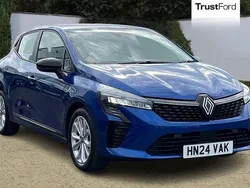 Used 2026 Renault Clio V Evolution Hatchback | £13,780 (Super price)