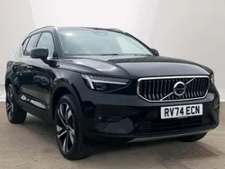 Used 2022 Volvo XC40 Inscription SUV | £37,690