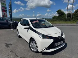White Used 2014 Toyota Aygo x-press Hatchback | £3,950 (Fair price)