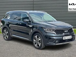 Black Used 2022 Kia Sorento 3 SUV | £29,876 (A bit pricey)