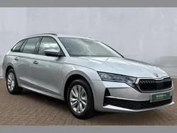 Silver New 2025 Skoda Octavia SE Technology Estate | £24,850 (Good price)