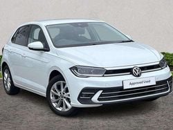White Used 2023 VW Polo Style Hatchback | £17,190 (Fair price)