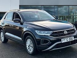 Deep black Used 2023 VW T-Roc Life SUV | £16,881 (Fair price)