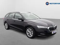 Black Used 2024 Skoda Octavia SE Technology Estate | £21,699 (Fair price)