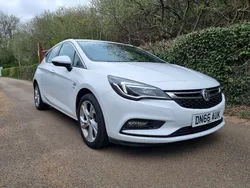 White Used 2016 Vauxhall Astra SRi Hatchback | £7,195 (Fair price)