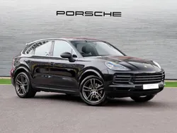 Jet black metallic Used 2020 Porsche Cayenne SUV | £48,900 (Fair price)