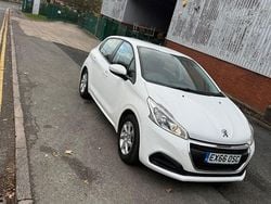 White Used 2016 Peugeot 208 Active Hatchback | £3,200 (Good price)