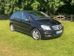Black Used 2010 Mercedes B160 SE MPV | £3,495 (Fair price)