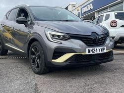 Grey Used 2024 Renault Captur Engineered SUV | £19,301 (Fair price)