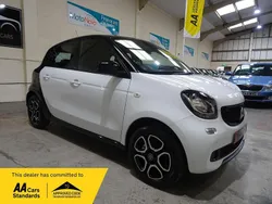 White Used 2016 Smart ForFour Premium Hatchback | £7,550 (Fair price)