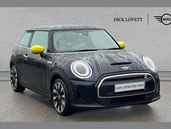 Other Used 2022 Mini Cooper S Level 3 Hatchback | £18,595 (Expensive)