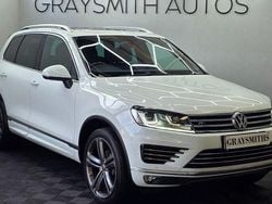 White Used 2017 VW Touareg R-line Plus SUV | £22,490 (Good price)