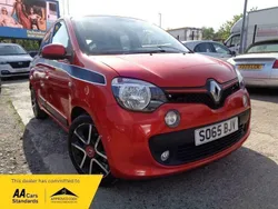 Red Used 2016 Renault Twingo Dynamique Hatchback | £2,990 (Super price)