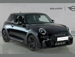 Black Used 2023 Mini Cooper Premium Hatchback | £22,500 (Fair price)
