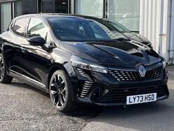 Used 2025 Renault Clio V Techno Hatchback | £15,187 (Super price)