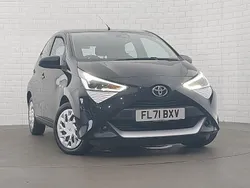 Black Used 2021 Toyota Aygo X-play Hatchback | £11,498 (Fair price)