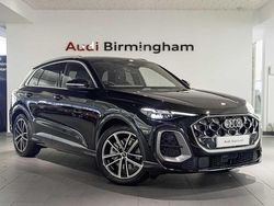 Mythos black Used 2025 Audi Q5 Comfort SUV | £49,950
