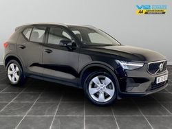 Black Used 2022 Volvo XC40 Core SUV | £21,995 (Good price)