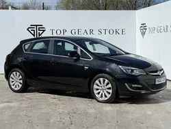 Black Used 2014 Vauxhall Astra Elite Hatchback | £4,595 (Fair price)