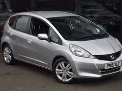 Alabaster silver Used 2015 Honda Jazz ES Hatchback | £9,990 (Fair price)