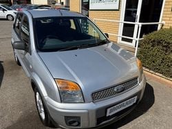Used 2008 Ford Fusion Zetec | £2,695 (A bit pricey)