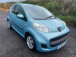 Blue Used 2011 Peugeot 107 Envy Hatchback | £2,995 (Fair price)