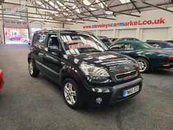 Black Used 2010 Kia Soul SUV | £4,350 (Fair price)