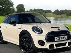 White Used 2019 Mini Cooper S Hatch Hatchback | £13,445 (A bit pricey)