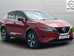 Red Used 2022 Nissan Qashqai N-Connecta SUV | £16,560 (Fair price)