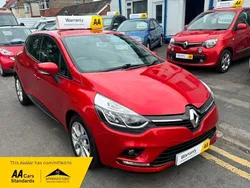 Red Used 2017 Renault Clio IV Dynamique Hatchback | £7,695 (Fair price)
