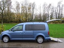 Blue Used 2019 VW Caddy Maxi Life Life MPV | £12,995 (Good price)