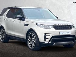 Gold Used 2017 Land Rover Discovery 5 HSE SUV | £27,990 (Fair price)