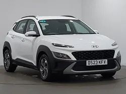 White Used 2023 Hyundai Kona SE SUV | £17,498 (Fair price)