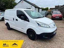 White Used 2016 Nissan e-NV200 Acenta Van | £4,495 (Fair price)