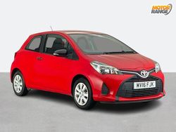 Red Used 2016 Toyota Yaris Active Hatchback | £7,695 (Fair price)