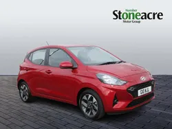 Red New 2025 Hyundai i10 Advanced Hatchback | £17,795 (Fair price)