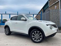 White Used 2014 Nissan Juke Tekna SUV | £3,999 (Fair price)