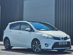 White Used 2016 Toyota Verso Design MPV | £11,490 (Fair price)