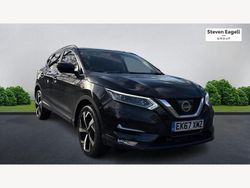 Black Used 2017 Nissan Qashqai Tekna SUV | £12,615 (Fair price)