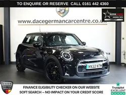 Black Used 2022 Mini Cooper SE Hatch Hatchback | £13,870 (A bit pricey)