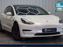 White Used 2021 Tesla Model 3 Standard Range Sedan | £16,495 (Fair price)