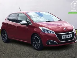 Red Used 2018 Peugeot 208 Hatchback | £6,999 (Fair price)