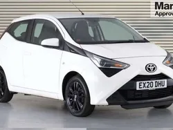 White Used 2020 Toyota Aygo X-play Hatchback | £7,877 (Good price)